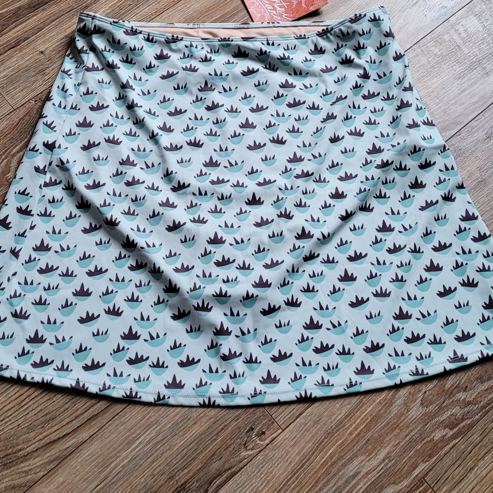Kortni Jeane high waisted skirt